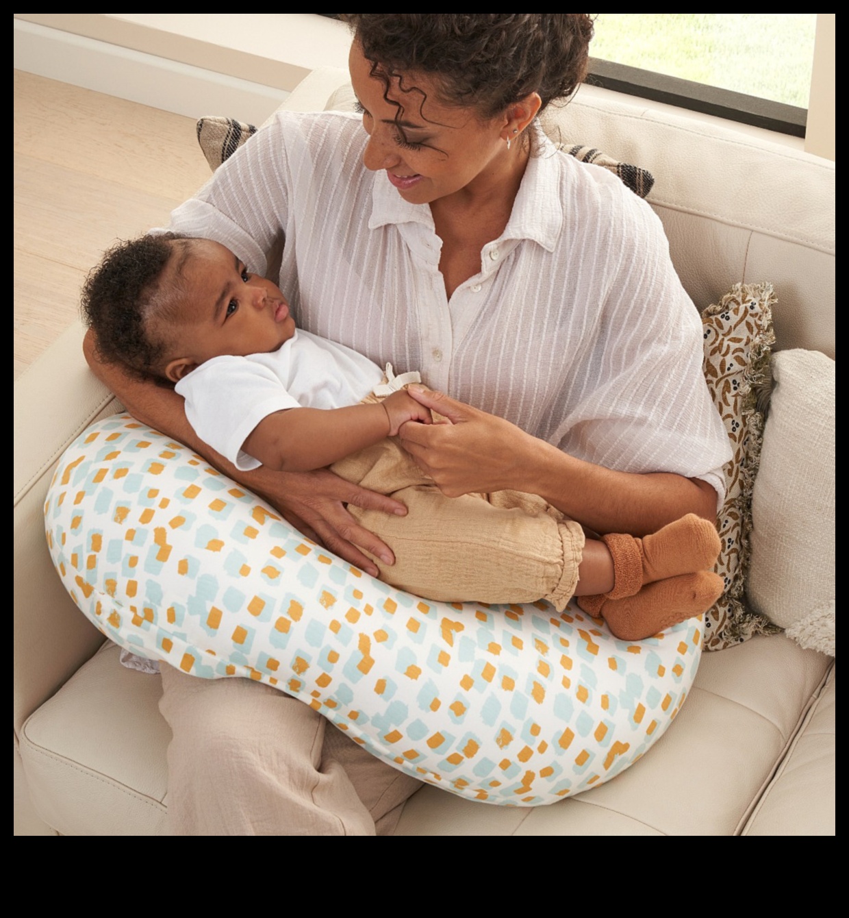 Paleta de perne Un mediu de somn liniștitor pentru bebeluș 2 Paleta de perne: crearea unui mediu de somn liniștitor pentru bebeluș