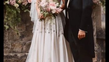 Regalitate retro: rochii de mireasă de epocă potrivite pentru o regină